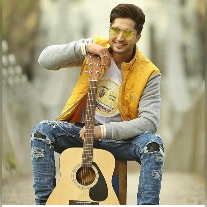 Here Are Some Interesting Facts About Jasdeep Singh Gill Aka Jassi Gill