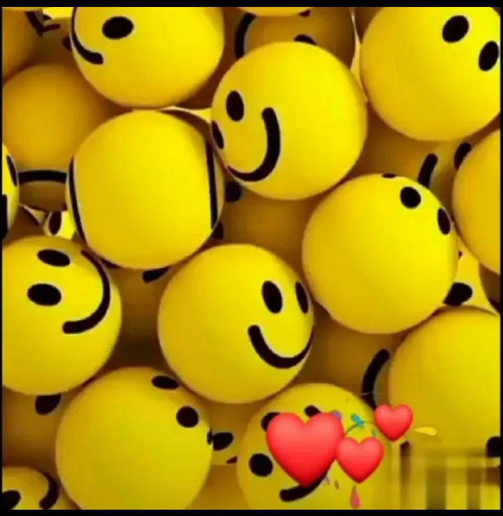 smiley wallpaper😊 Images • ꧁𝑺𝒖𝒅𝒂𝒓𝒔𝒉𝒂𝒏꧂ (@165350393) on ShareChat