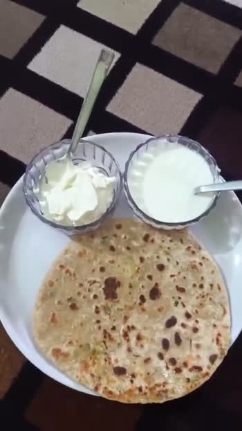 punjabi food #punjabi food #punjabi food lovers 😘 #punjabi foods  #😜😜ਪੰਜਾਬੀ ਖਾਣ-ਪੀਣ ਦੇ ਸ਼ੌਕੀਨ😜😜 nashta aloo paratha video roop -  ShareChat - Funny, Romantic, Videos, Shayari, Quotes