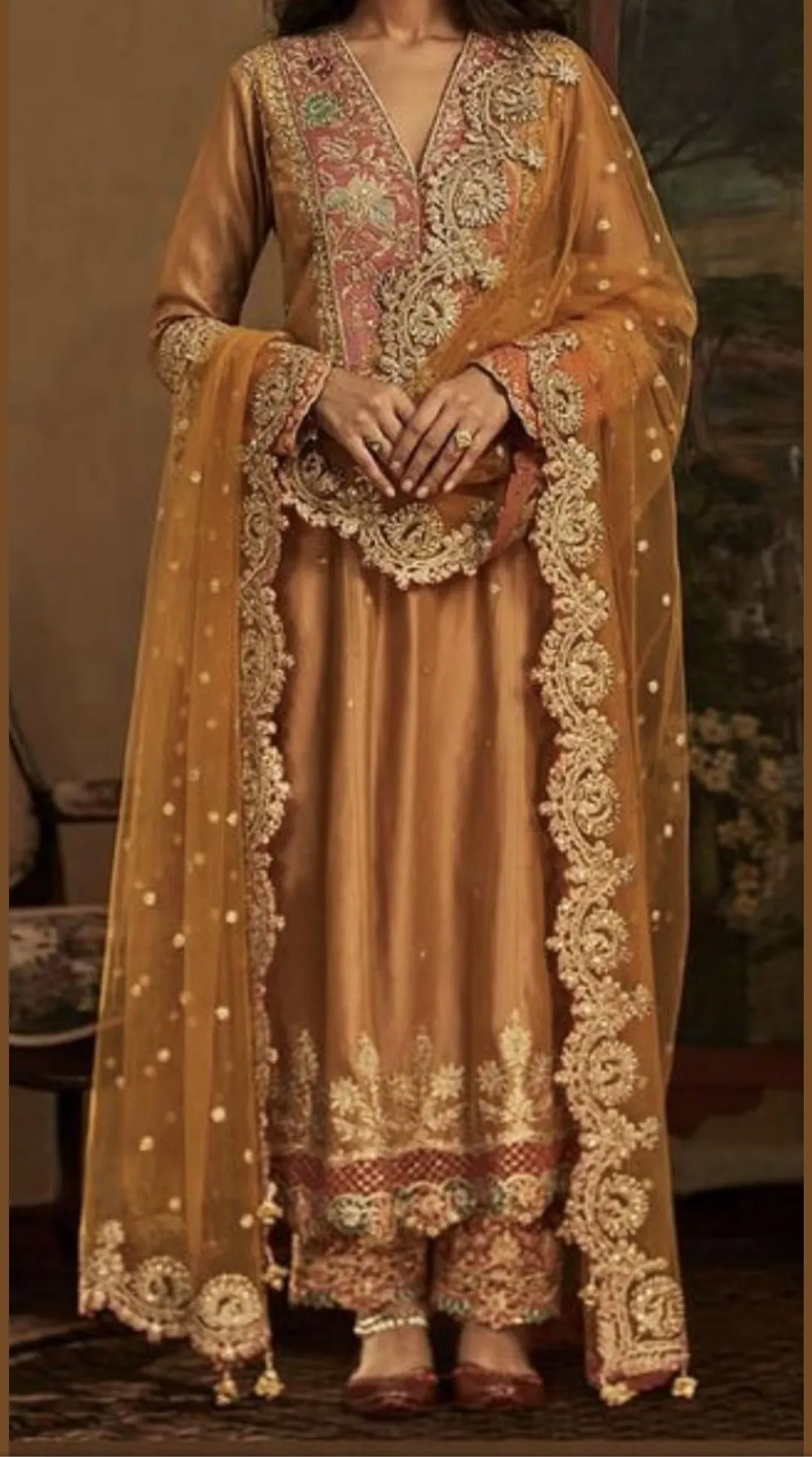 Deepika Padukone Royal Style Bajirao Mastani| Deepika Style In Bajirao  Mastani| Anju Modi Design Bajirao Mastani Costume - Filmibeat