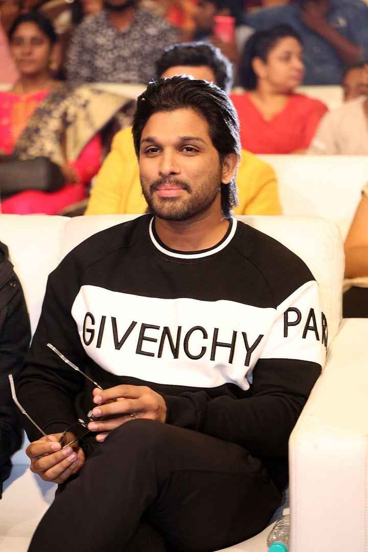 givenchy allu arjun t shirt price