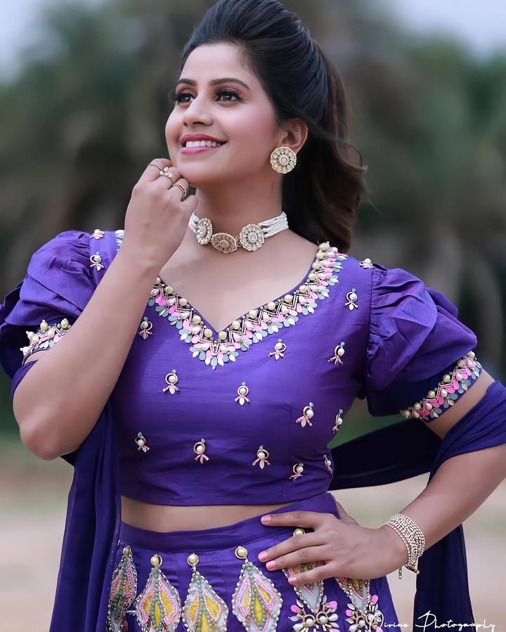 Kannada Anker Anushri Sex - anchor anushree fan rocking star yash fan â€¢ ShareChat Photos and Videos