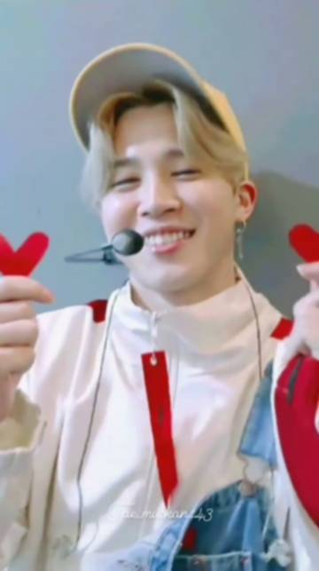 love yourself ~ BTS .Y ? Videos • •.¸? ᴮᵀˢ⟭⟬ ???? ??7 ⟬⟭ᴬᴿᴹʸ  •.¸? (@btsarmyluv) on ShareChat