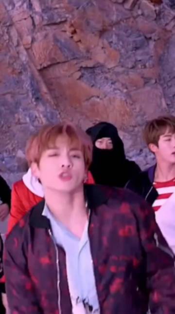 BTS em PORTUGUÊS: NOT TODAY (Rock) 