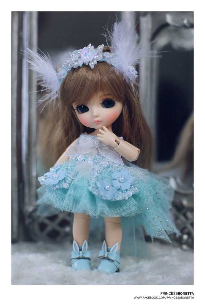 cute doll wallpaper...😎 • ShareChat Photos and Videos