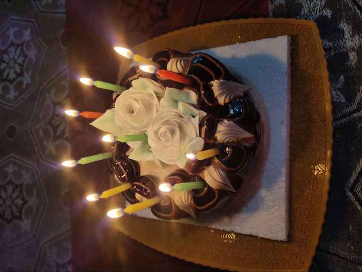 Original Imported Flowers Birthday Cake - Lahore Custom Cakes