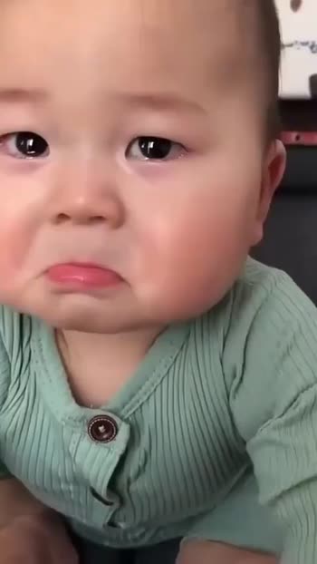 cute little boy #cute little boy #hii cute little baby boy #cute little baby  #cute baby crying video #cute little girl video fouzia - ShareChat - Funny,  Romantic, Videos, Shayari, Quotes