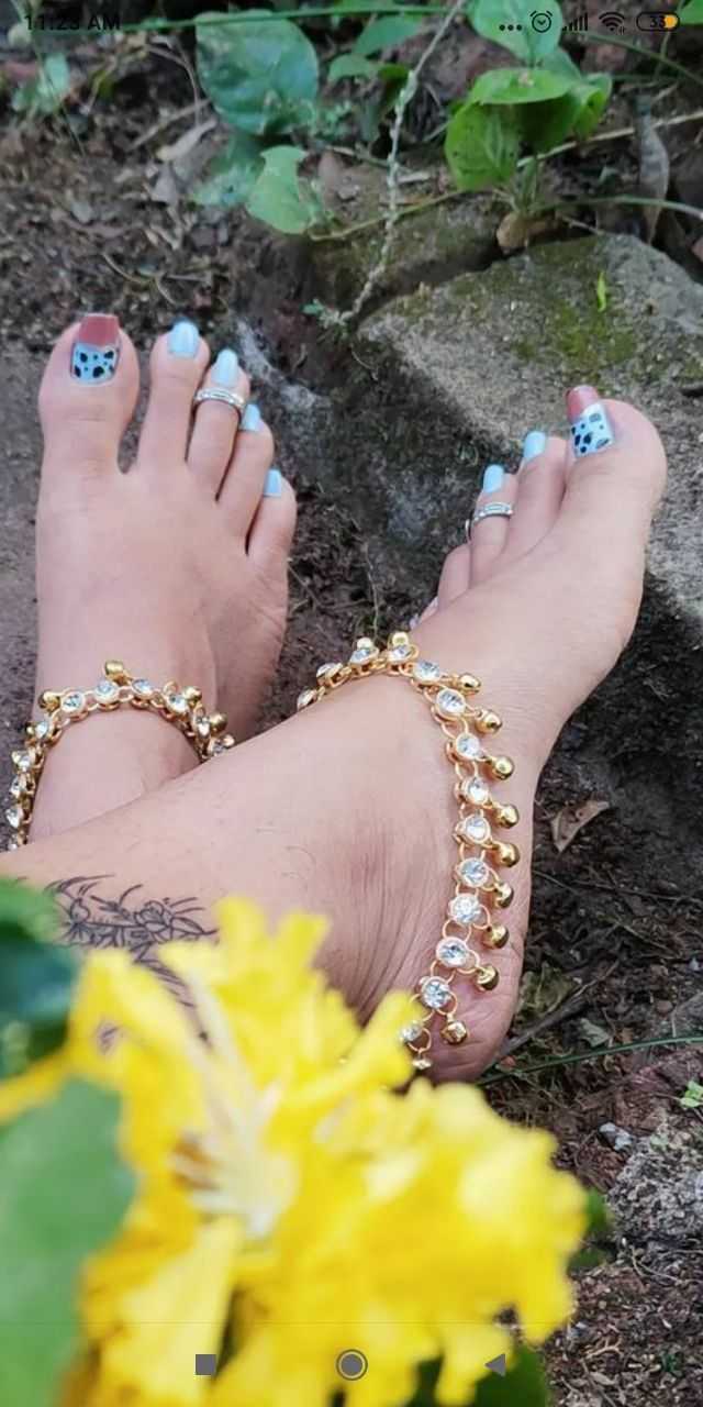 feet slave Images • Feet lover❤️ (@feetslave) on ShareChat