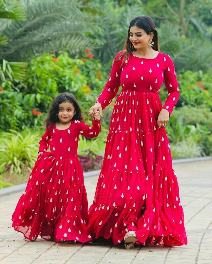 Mummy beti sale same dress