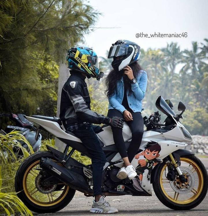 Girl and boy discount motorcycle