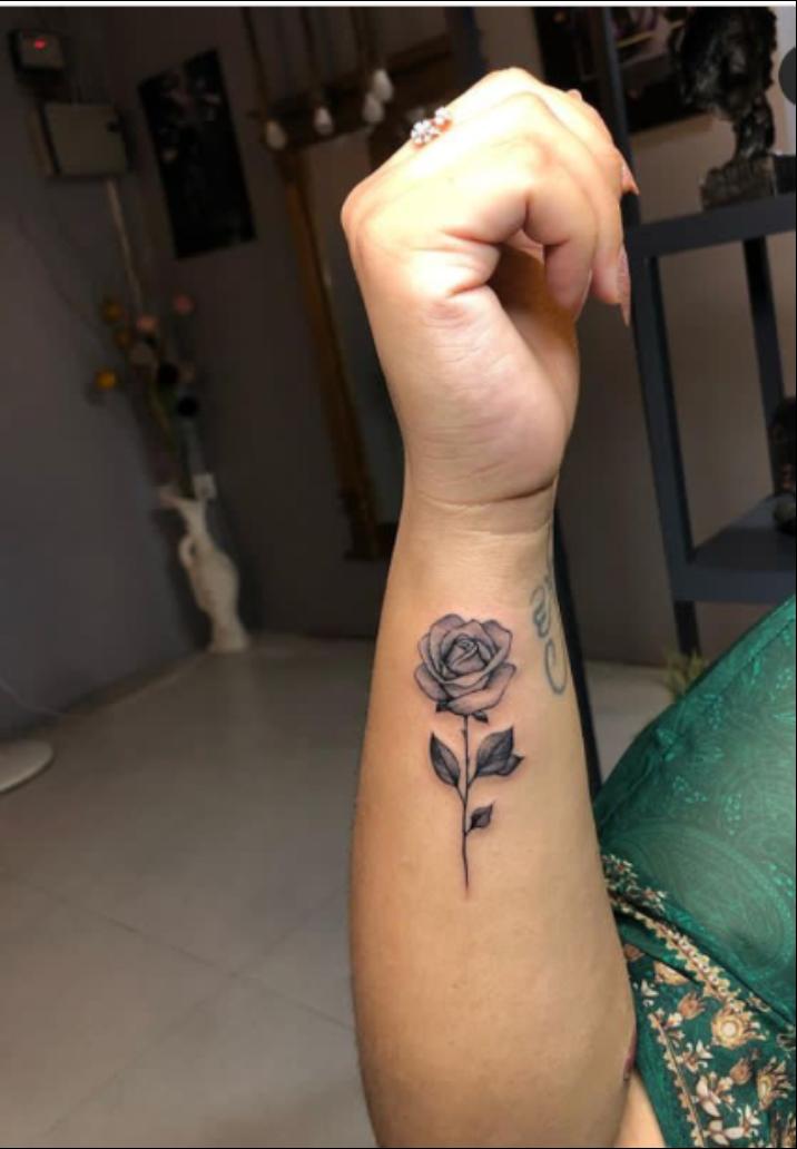 List Of Celebrities Having Tattoos Featuring Their Ex Names  StylePk