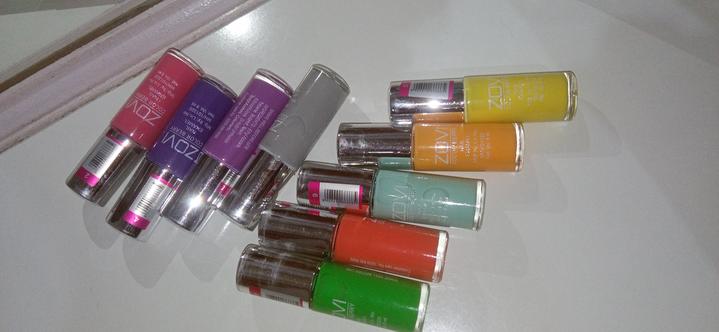 Buy Zovi Shiny( Glossy) Multi-color Nail Polish Combo Pack of 12 PCS Online  @ ₹399 from ShopClues