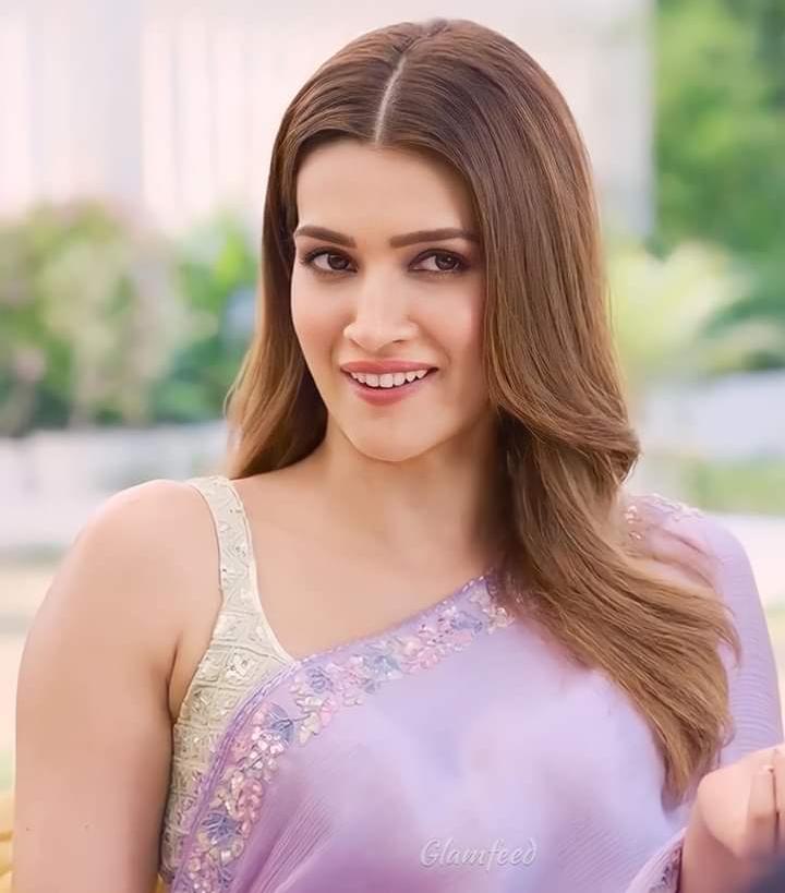 Kriti Sanon Fan💞💞💞💞💞💞 • Sharechat Photos And Videos