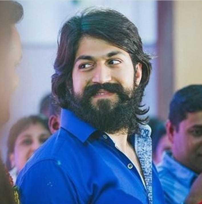 Yash Says Sorry To A Journalist At KGF Chapter 2 Press Event  Deets Inside