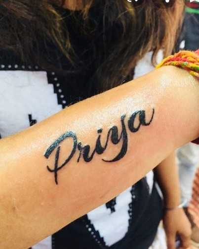 Priya  tattoo font download free scetch