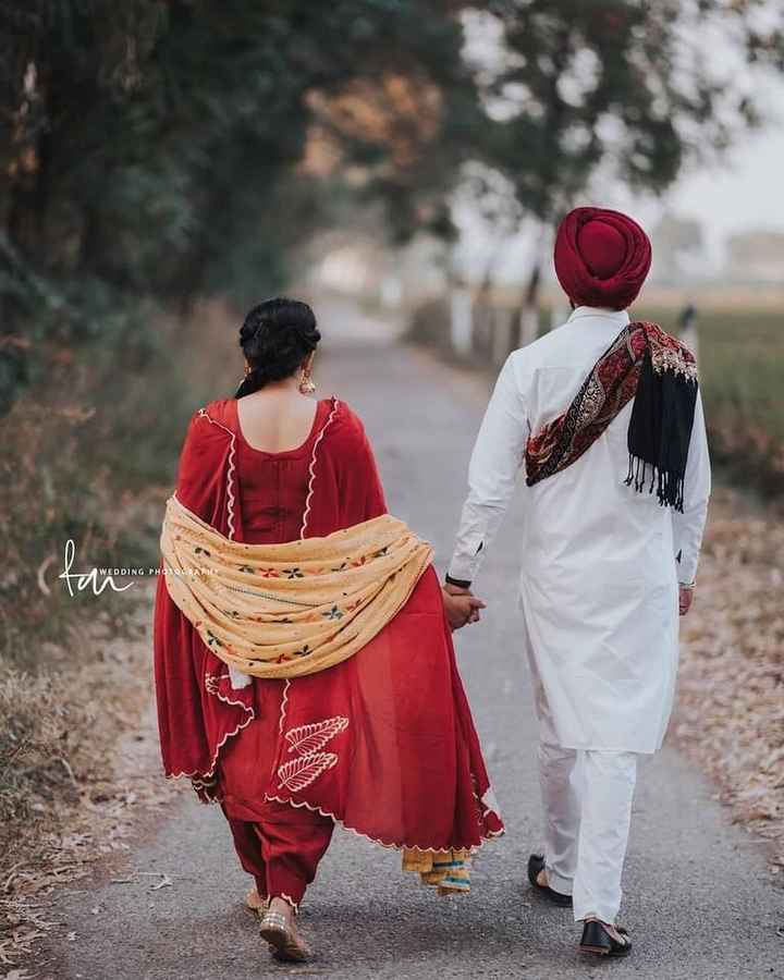 💑 punjabi couples Images • ༒꧂ƘƛƲƦ ƧƛƦƊƛƦƝƖ✓ (@sardarni1122) on ShareChat