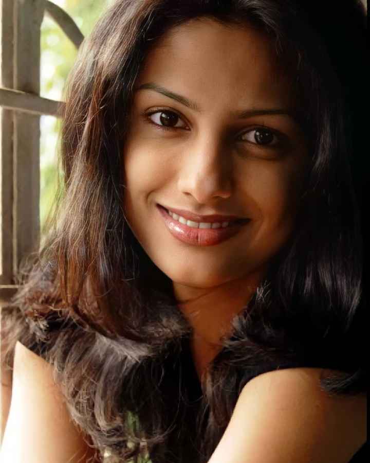 720px x 900px - rucha hasabnis Images â€¢ Actor group (@celebrit) on ShareChat