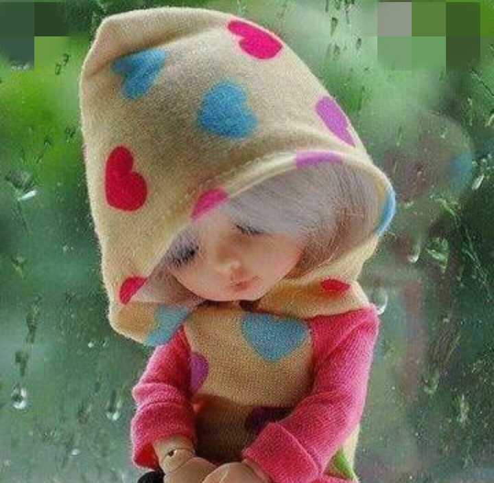 Sad doll images for whatsapp online dp