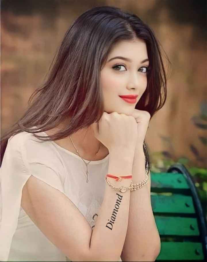 👸WhatsApp profile DP for girls🤩 # # Girls wallpaper👩 # Images •  ✨️🖤🅘🅡🅐🖤✨️. (@smileandhappy) on ShareChat