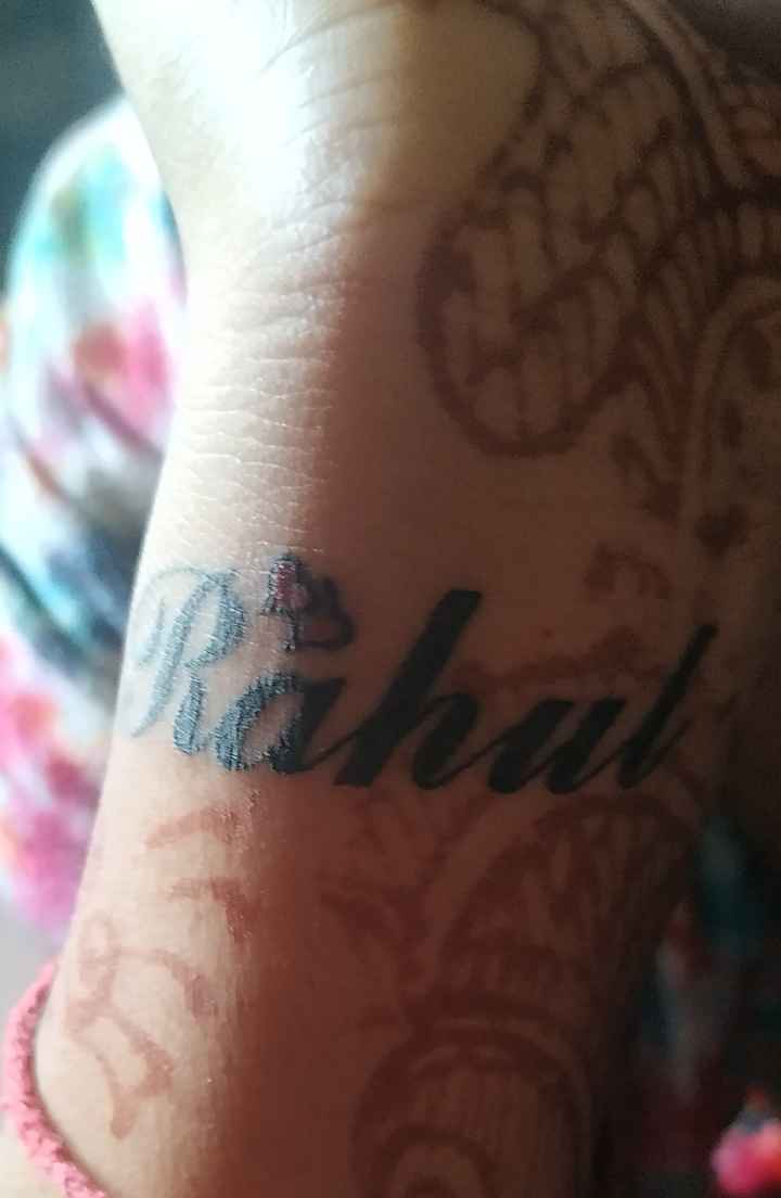 Pin on name tattoo